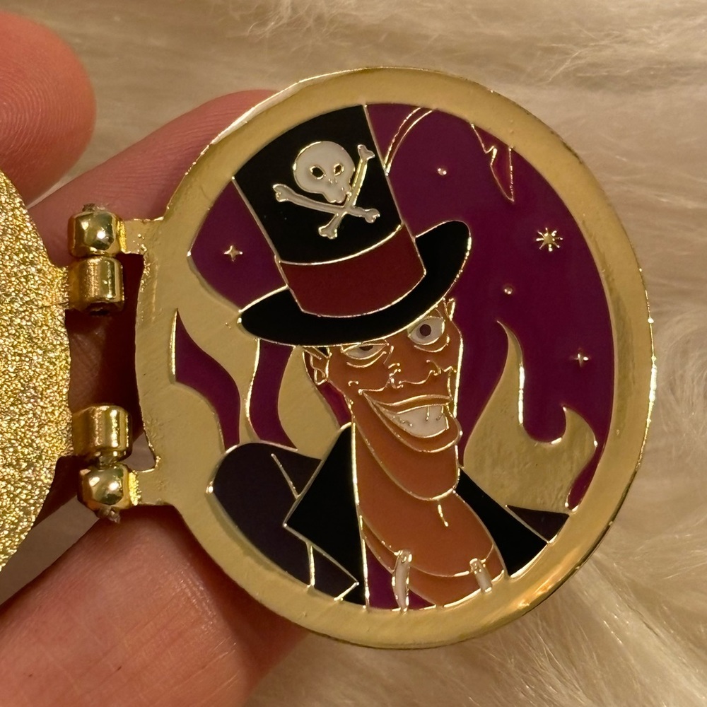 Loungefly Disney Villains Hinged Locket Portrait Dr. Facilier Mystery Blind Pin